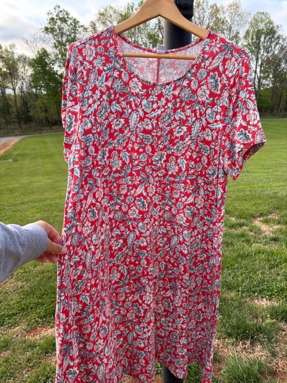 Old Navy red blue floral knit swing dress